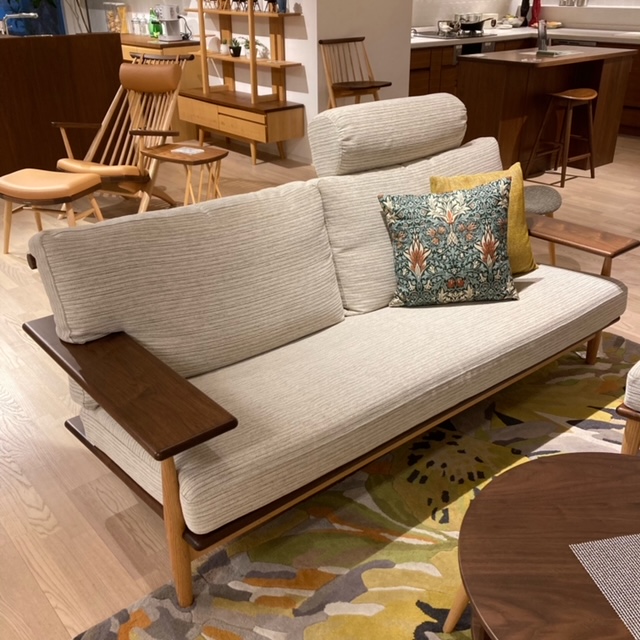 展示家具現品セール開催