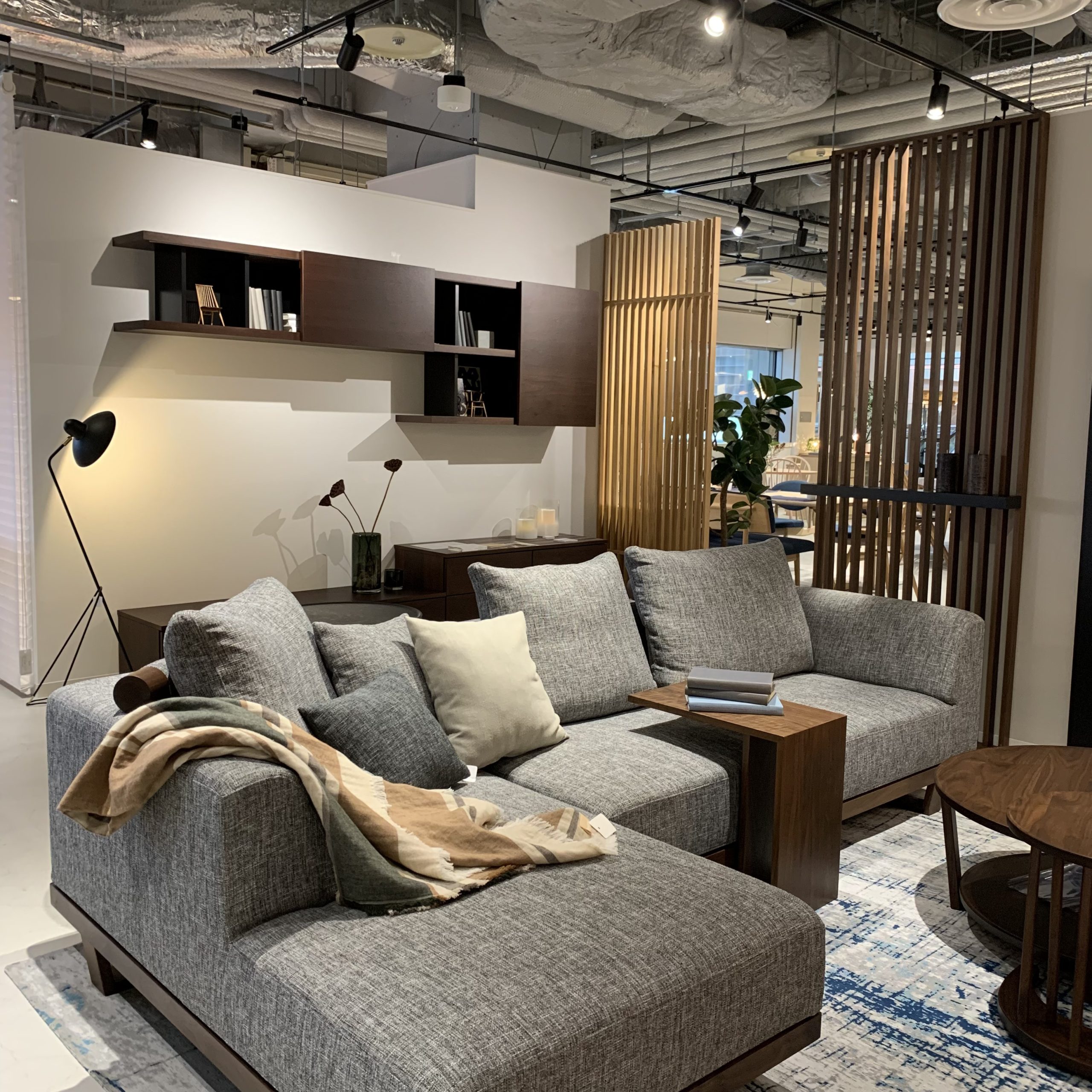 spring furniture fair