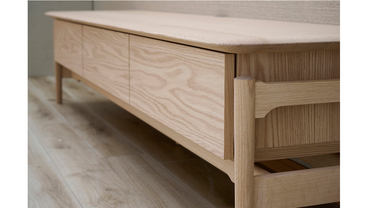 TVボード - 国産無垢家具は飛騨高山発の家具メーカー KASHIWA