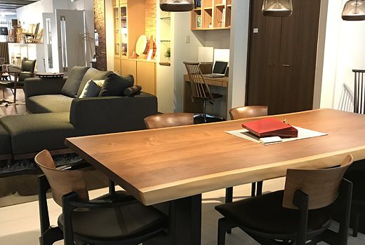 店内②